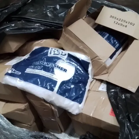 PALLET CONTAINING A LARGE QUANTITY OF DISHWASHER SALT