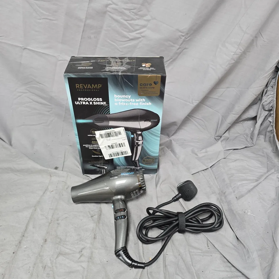 REVAMP PROFESSIONAL HAIR DRYER 