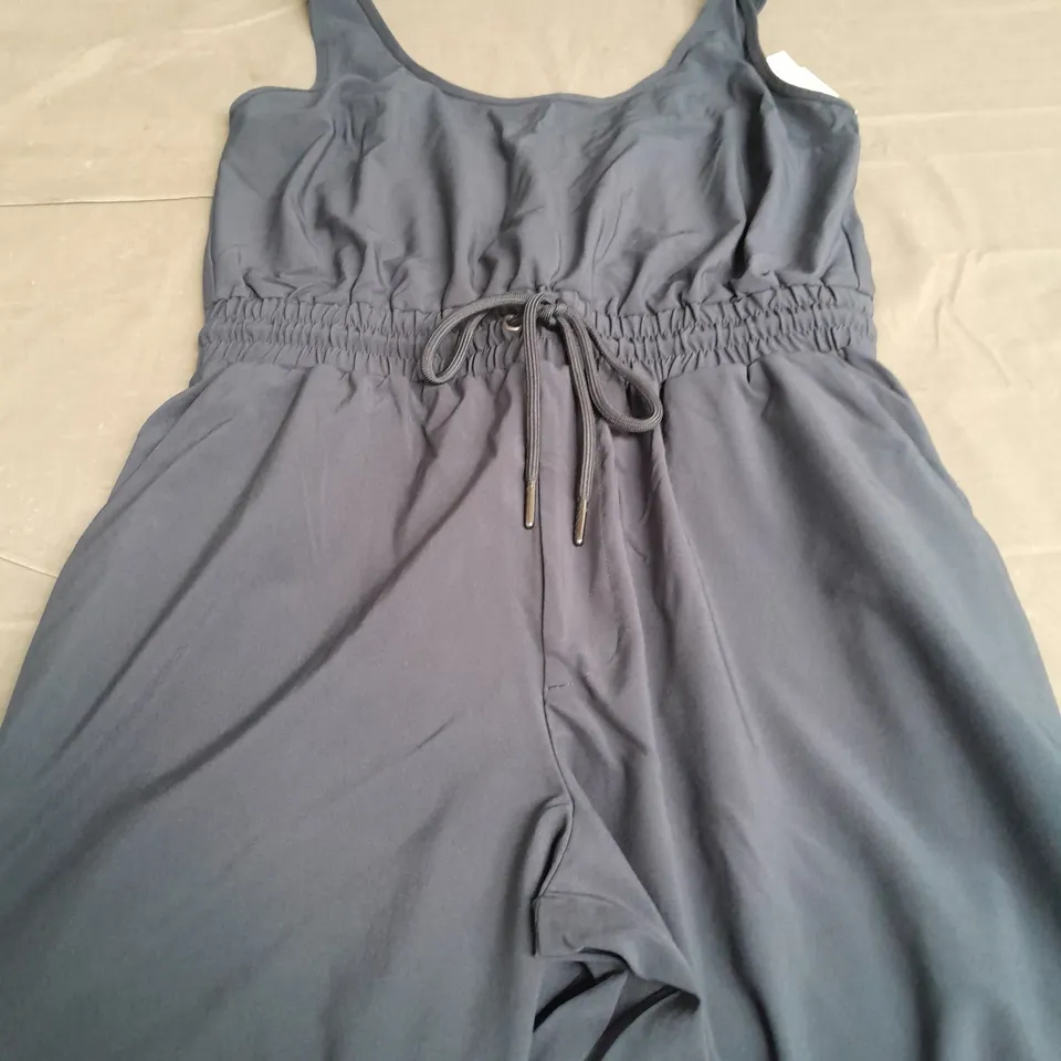 ABERCROMBIE & FITCH DARK BLUE FIT TO FLATTER JUMP SUIT - MEDIUM