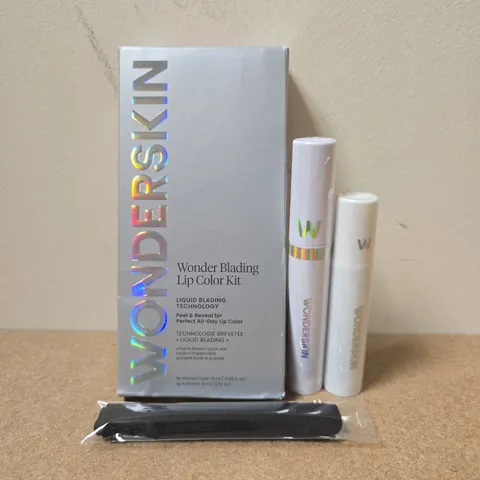 BOXED WONDERSKIN WONDER BLADING LIP COLOR KIT (WHIMSICAL)