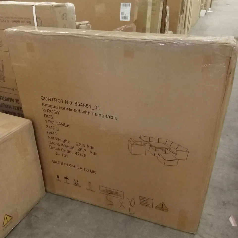 BOXED ANTIQUA RISING OUTDOOR TABLE // TABLE ONLY (1 BOX)
