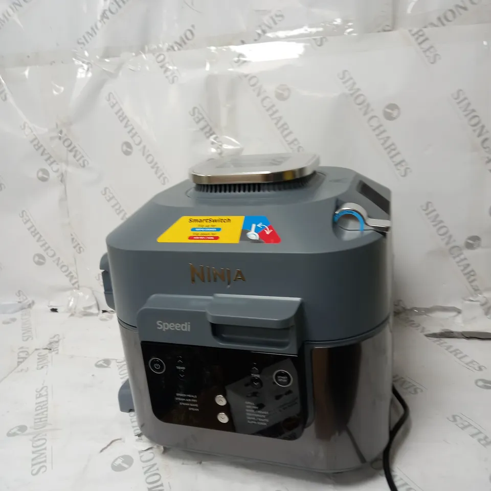 BOXED NINJA SPEEDI 10-IN-1 5.7L RAPID-COOKER & AIR FRYER ON400UK