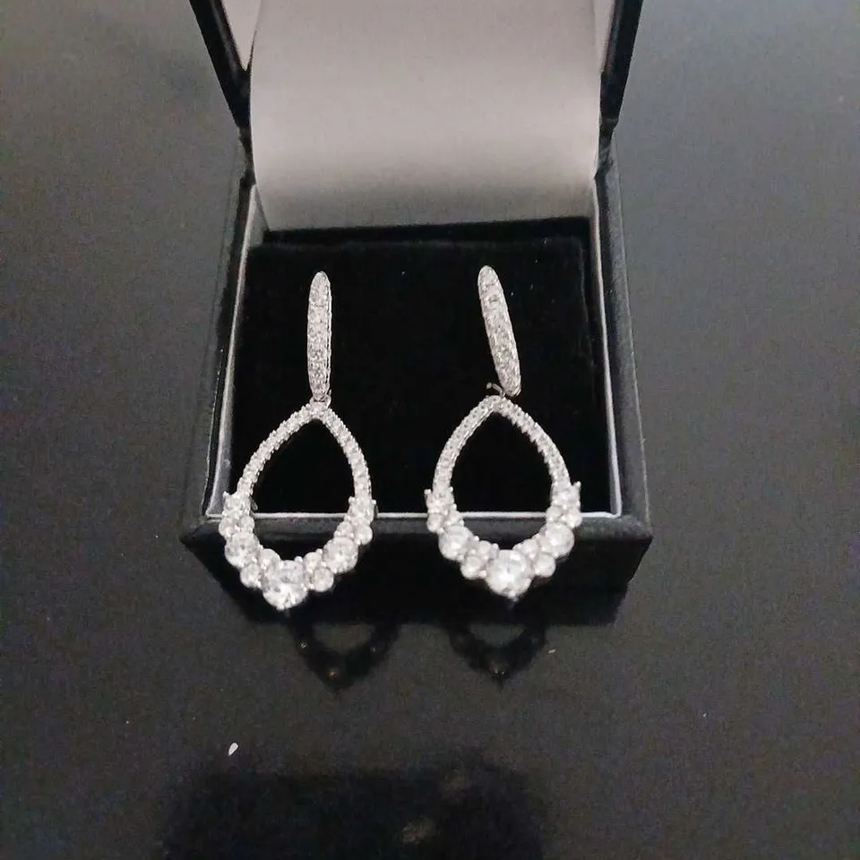 DIAMONIQUE TEAR DROP RHODIUM PLATED EARRINGS