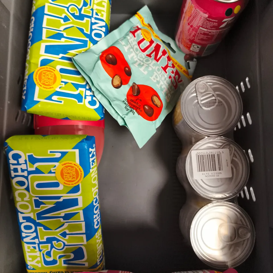 APPROXIMATELY 10 ASSORTED FOOD/DRINK PRODUCTS TO INCLUDE RICOLA LIQUORICE, ROASTERS COFFEE, TONY'S CHOCOLATE ETC