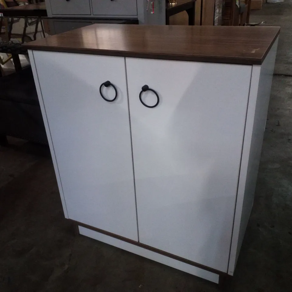 NUANSE DOOR CABINET ACCENT CHEST WHITE AND WALNUT