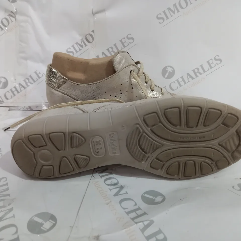 CALLAGHAN GOLD TRAINER SIZE 41