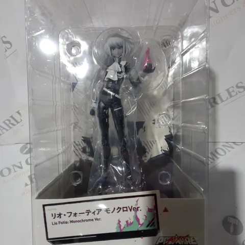 BOXED POPUP PARADE PROMARE COLLECTIBLE FIGURE - LIO FOTIA MONOCHROME VERSION