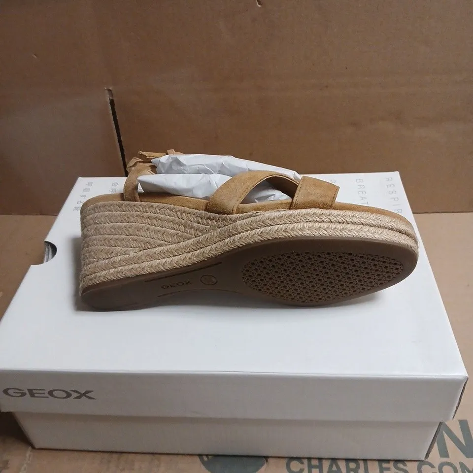 GEOX WOMEN'S BEIGE WEDGE ESPADRILLE SANDALS BOXED UK 7
