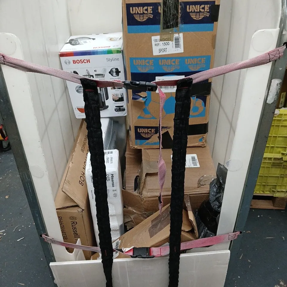 CAGE OF APPROXIMATELY 8 ASSORTED BROKEN ITEMS TO INCLUDE - KITCHEN APPLIANCES, DRINK GLASSES AND SWIMMING POOL PARTS ETC. COLLECTION ONLY