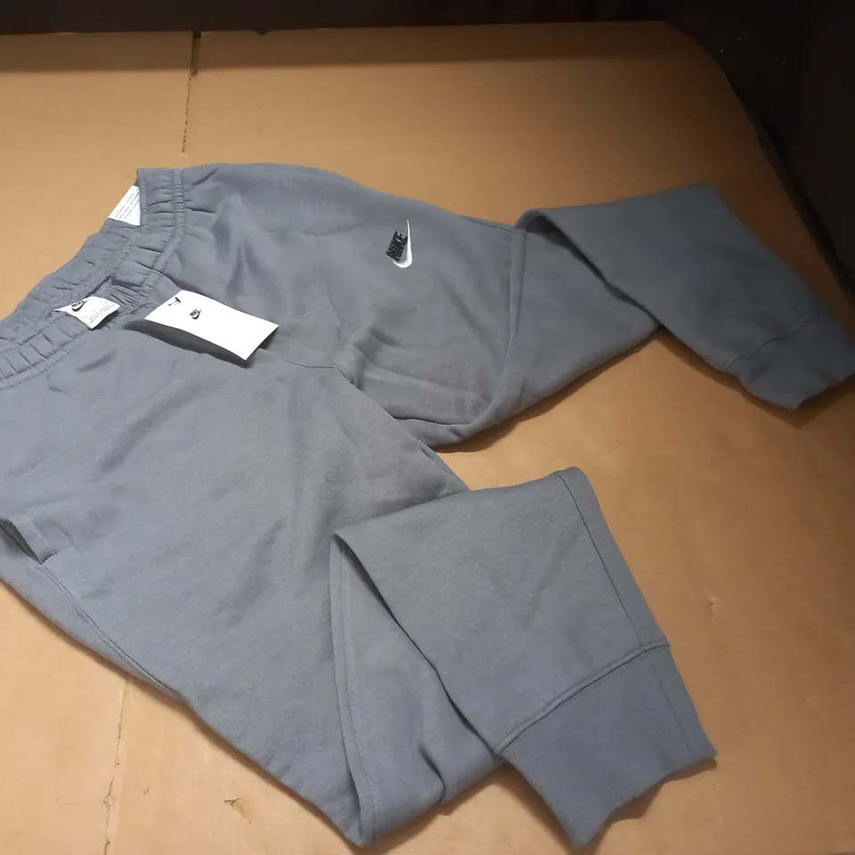 NIKE STANDARD FIT GREY JOGGERS - S/P