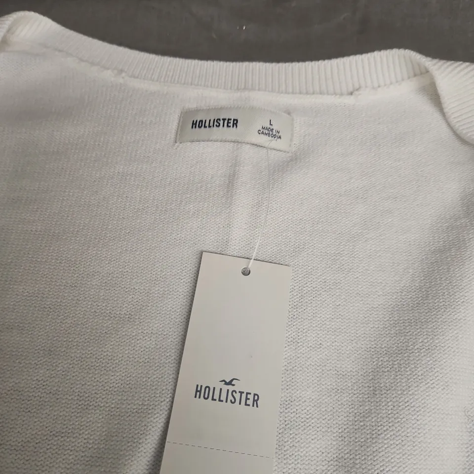 HOLLISTER KINT BUTTON FRONT TOP – WHITE, UK SIZE L