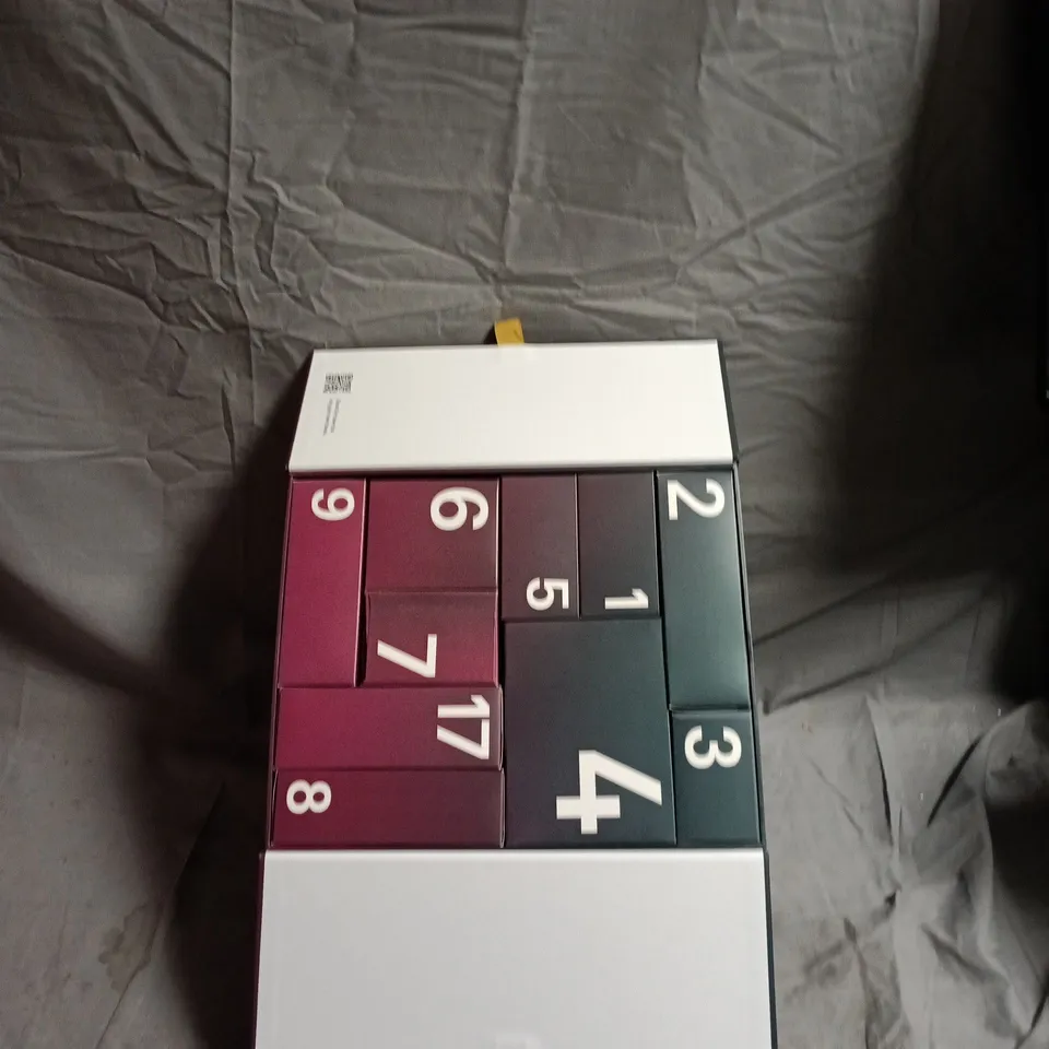 ASOS FACE + BODY ADVENT CALENDER 