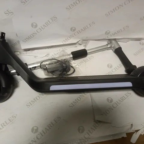 BOXED ZINC LIGHT UP ELECTRIC SCOOTER 6+ - COLLECTION ONLY