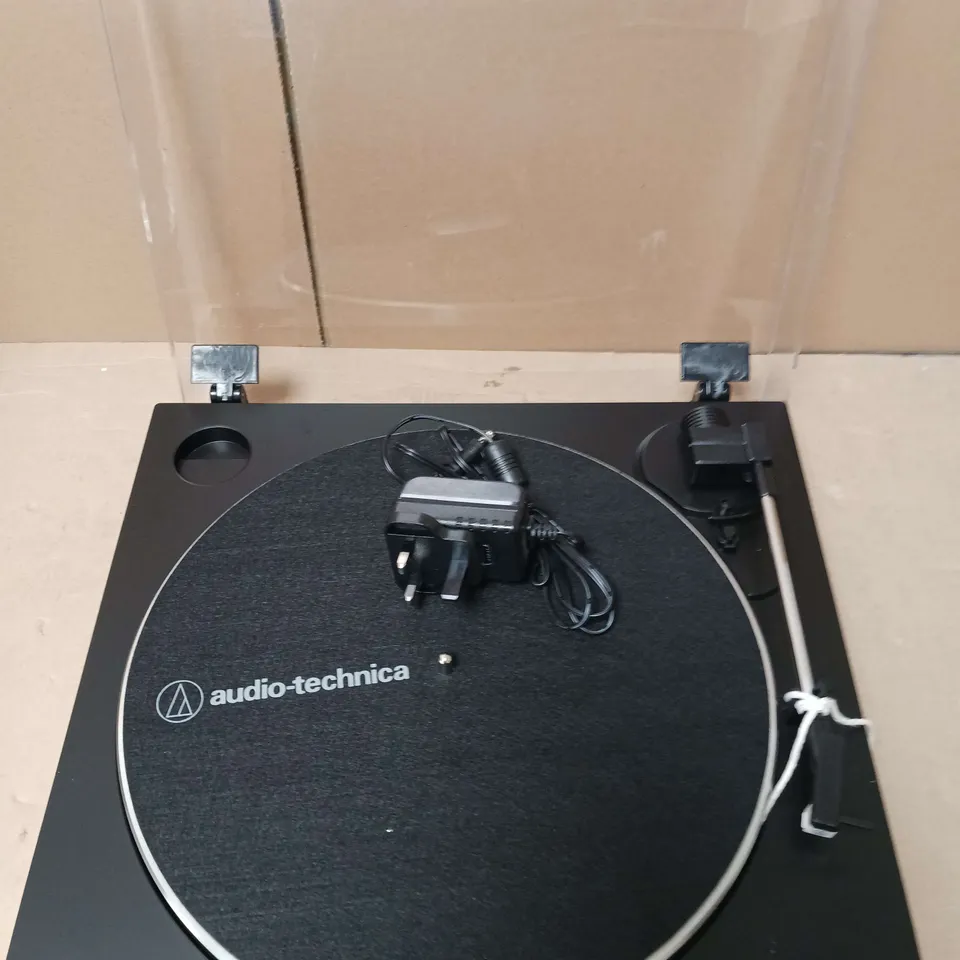 BOXED AUDIO TECHNICAL AT-LP60XUSB TURNTABLE - BLACK