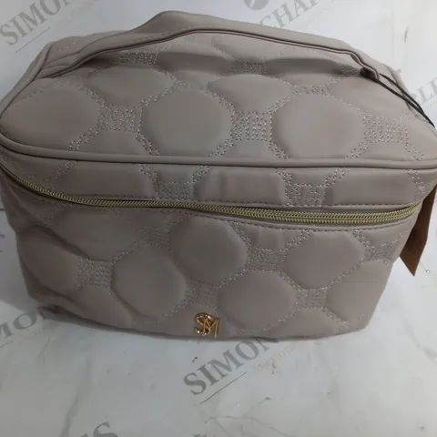 STEVE MADDEN HAND BAG