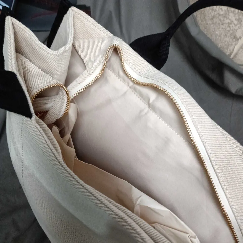 CREAM CANVAS TOTE BAG WITH BLACK HANDLES QUADRA BRAND