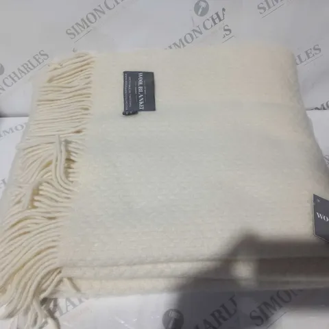 WOOL BLANKET ONLINE FRILLED END BLANKET IN CREAM