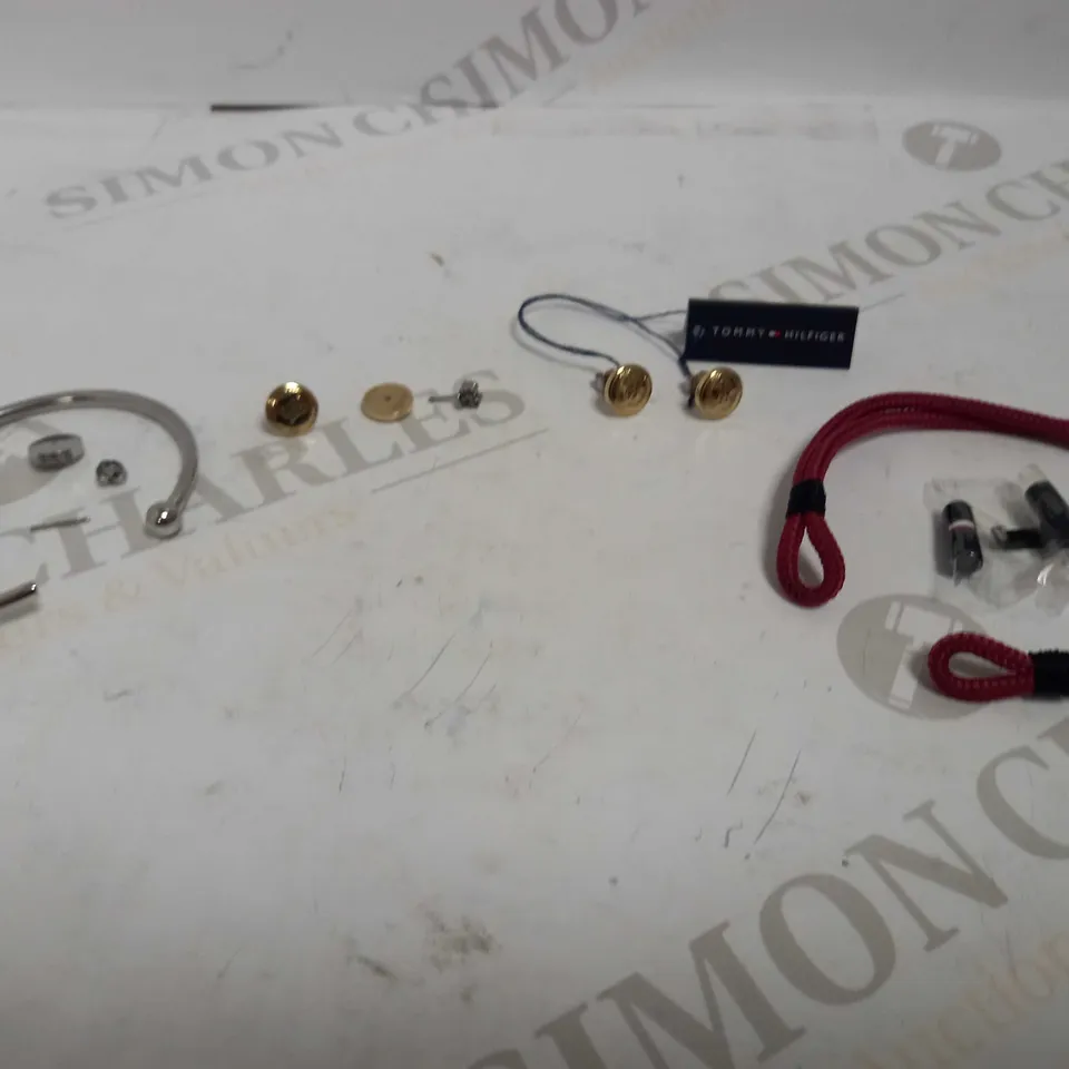 LOT OF 5 TOMMY HILFIGER JEWELLERY ITEMS RRP £255
