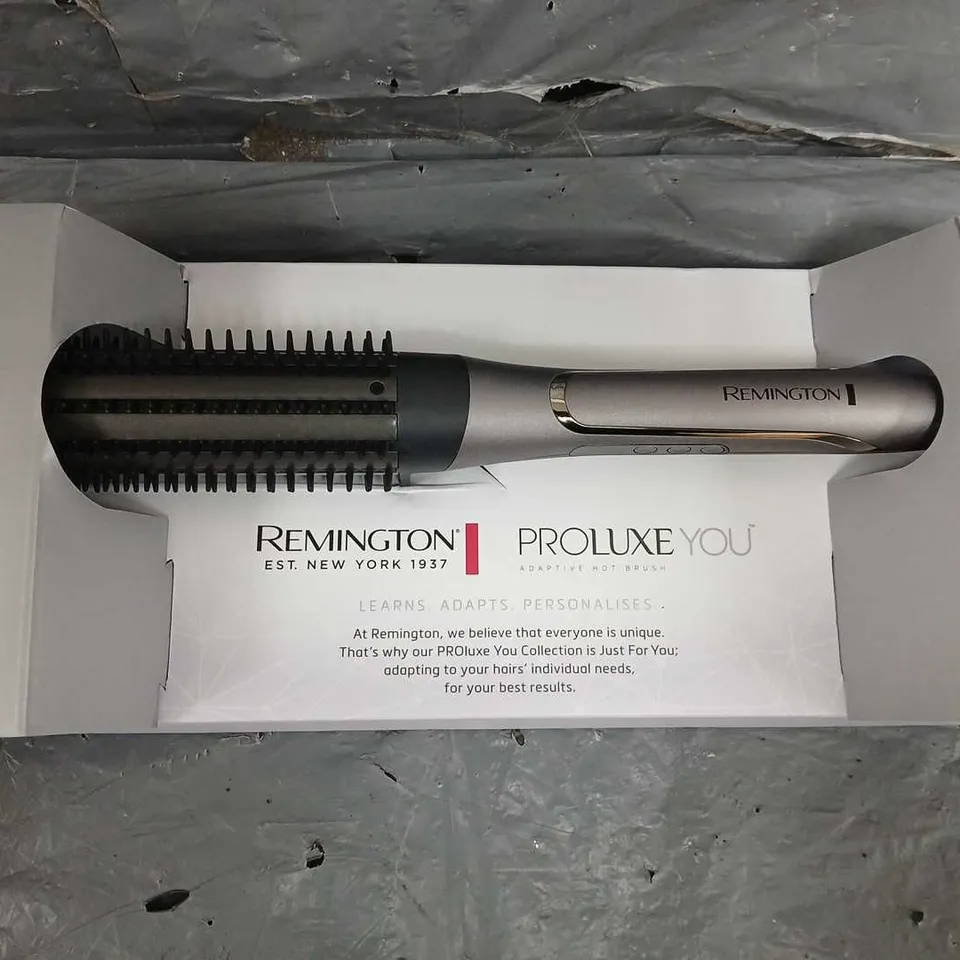 REVAMP PROGLOSS VOLUME & WAVE HOT BRUSH RRP £60