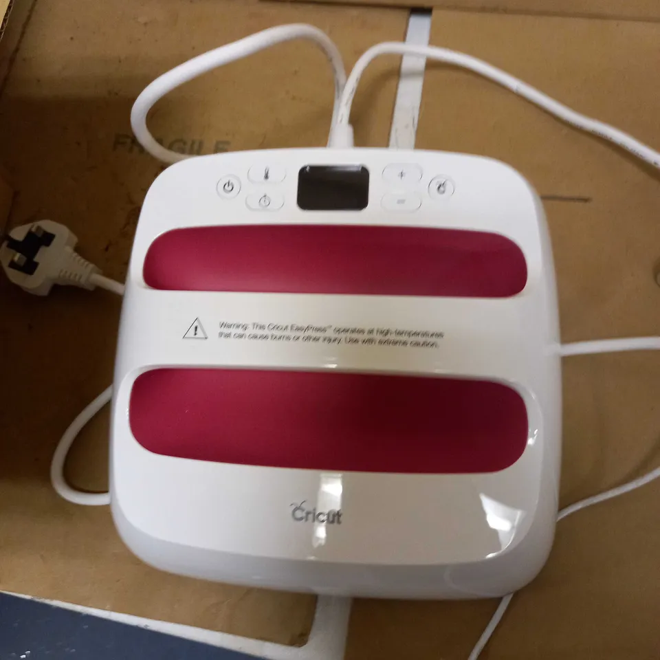 CRICUT EASY PRESS 2