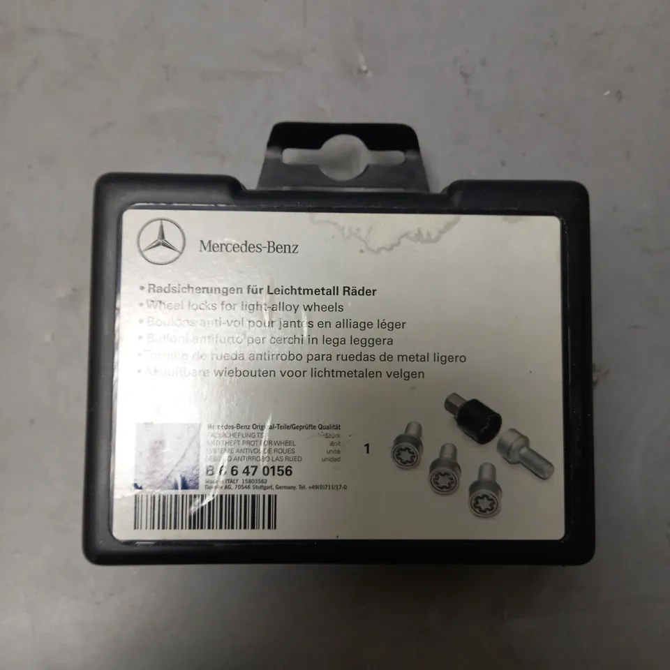 MERCEDES BENZ WHEEL LOCKS NUTS 