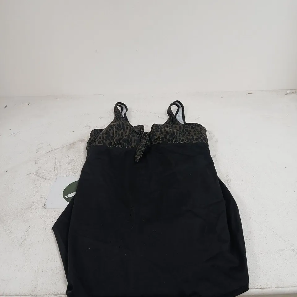 BON PRIX BLACK/GREEN DRESS SIZE 18