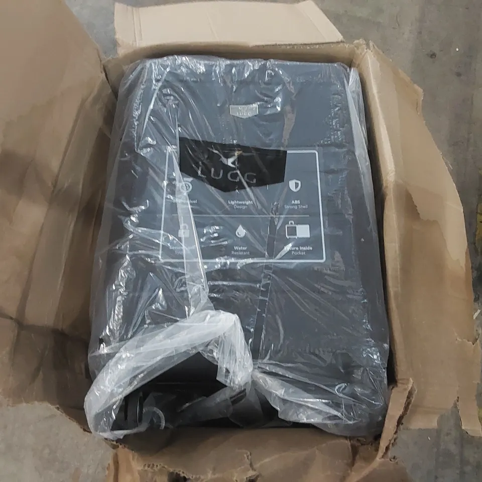 BOXED LUGG LIGHTWEIGHT SUITCASE