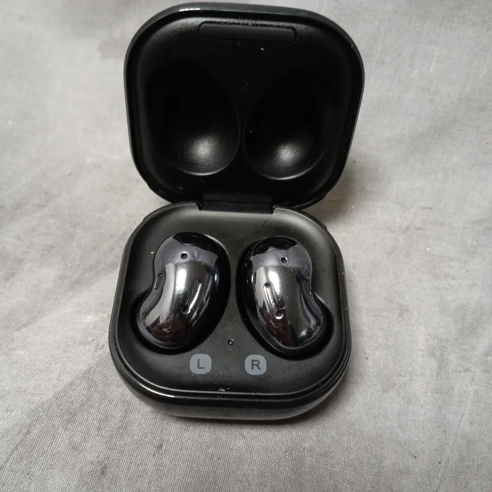 SAMSUNG GALAXY BUDS (SM-R180)