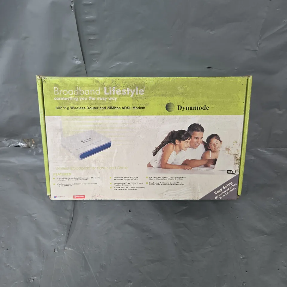 BOXED DYNAMODE BROADBAND LIFESTYLE 802.11G WIRELESS ROUTER 