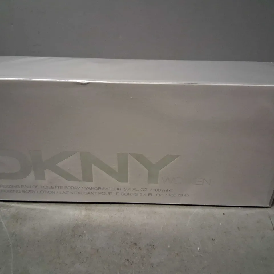 BOXED AND SEALED DKNY ENERGIZING EAU DE TOILETTE 100ML