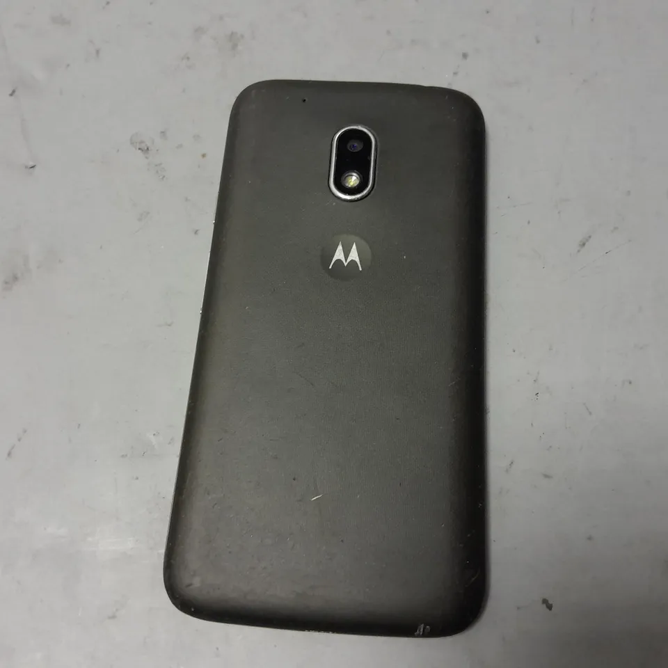 MOTOROLA XT1604 SMARTPHONE