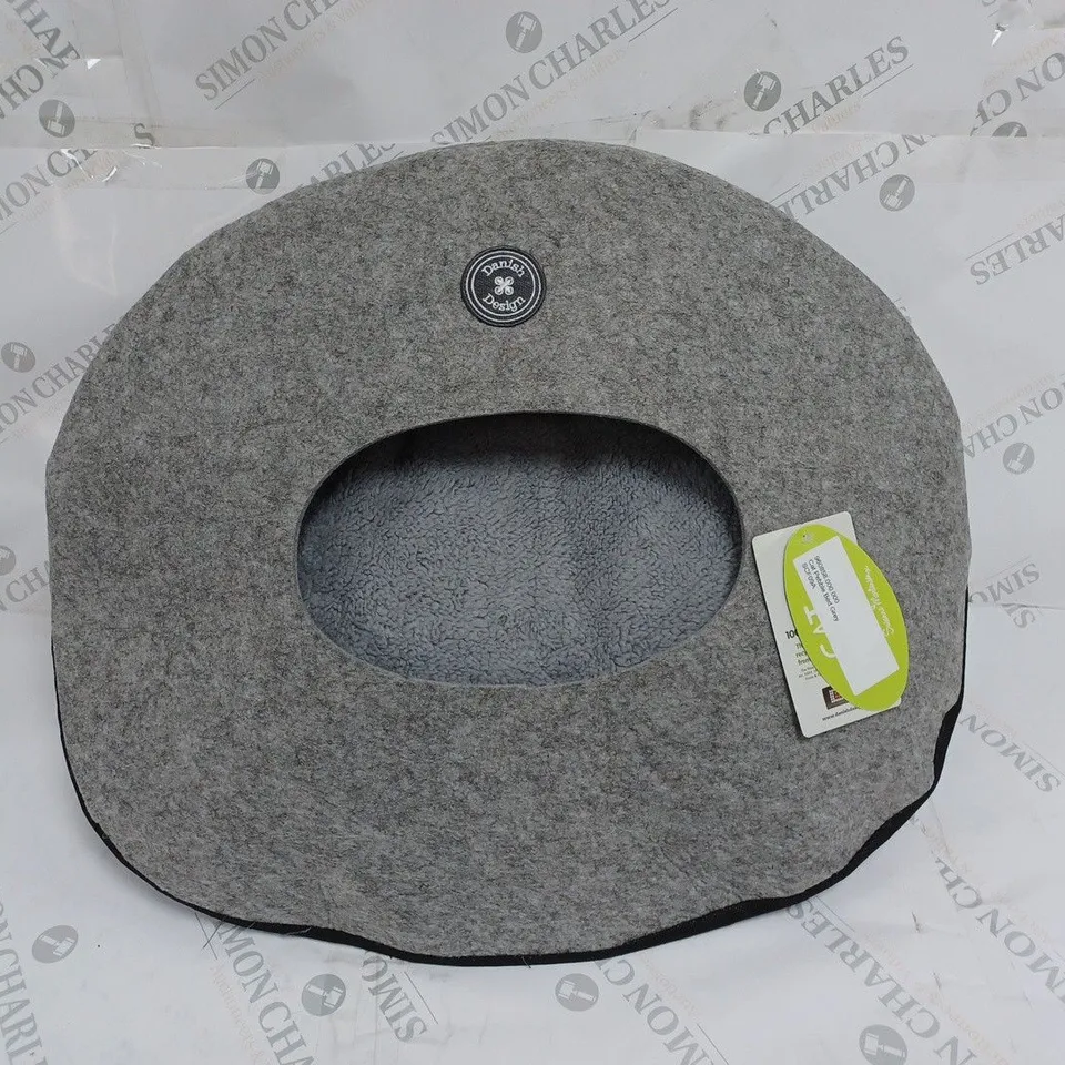 DANISH DESIGN CAT PEBBLE IN GREY