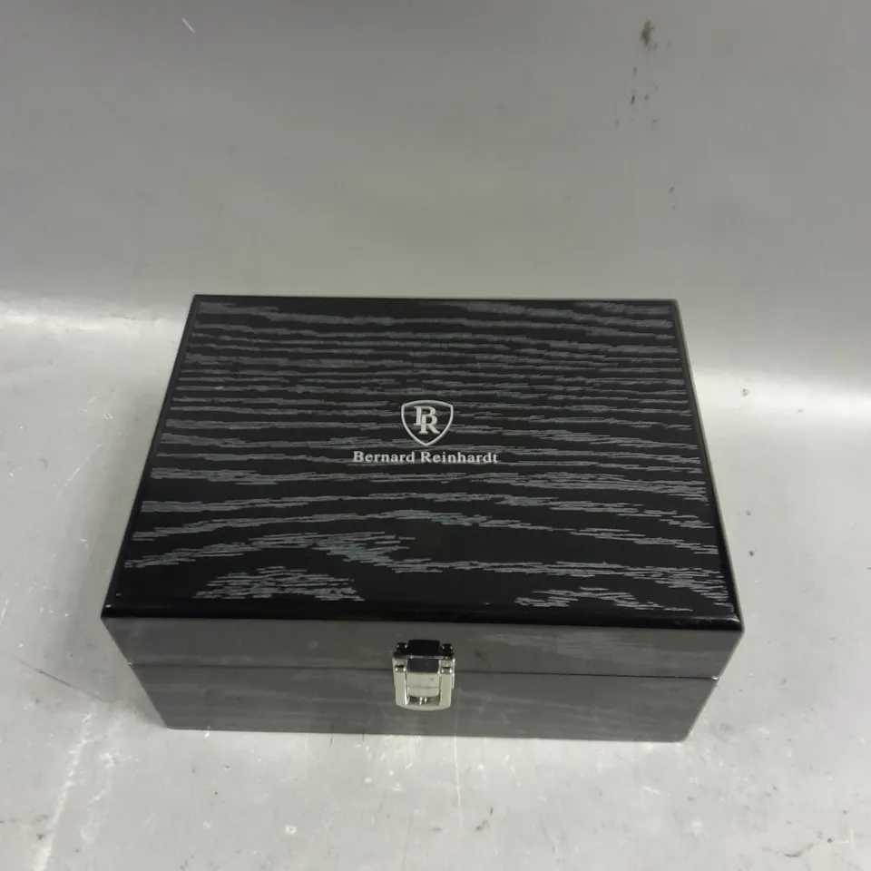 BOXED BERNARD REINHARDT SWISS MOVEMENT WATCH WTIH BLACK DIAL