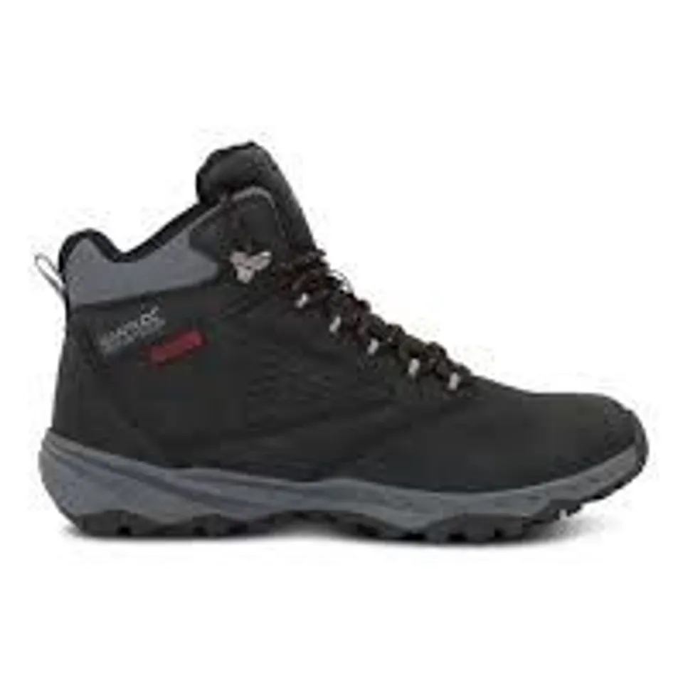 BRAND NEW  REGATTA AMBLE BOOTS IN BLACK / RIO RED - UK 10