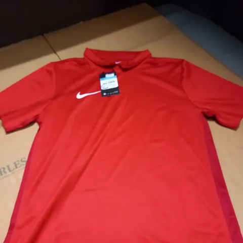 NIKE DRI-FIT RED POLO SHIRT - SIZE M