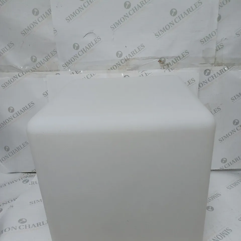 BOXED EGLO BOTTONA OUTDOOR CUBE LAMP - 40 X 40CM