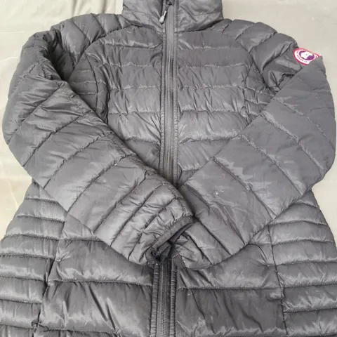 CANADA GOOSE BLACK DOWN PUFFER JACKET –SIZE S