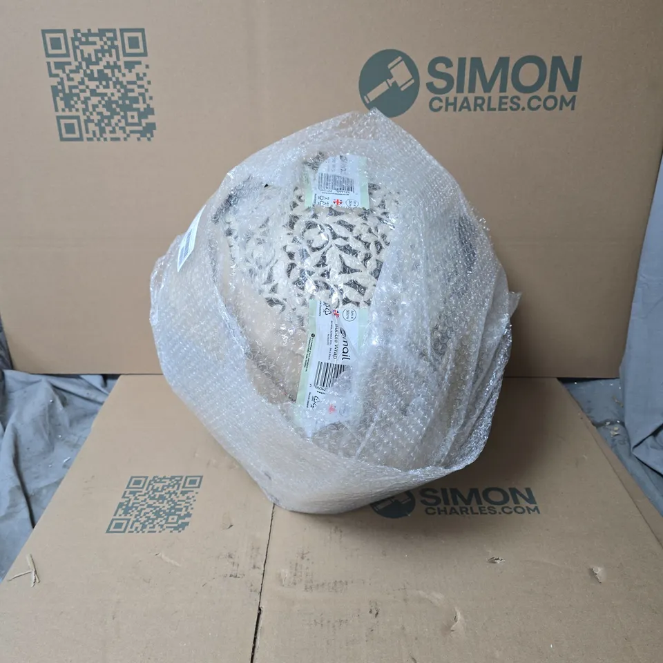 GARDEN STORIES OUTDOOR SOLAR LEAF PATTERN ROUND LANTERN UNBOXED