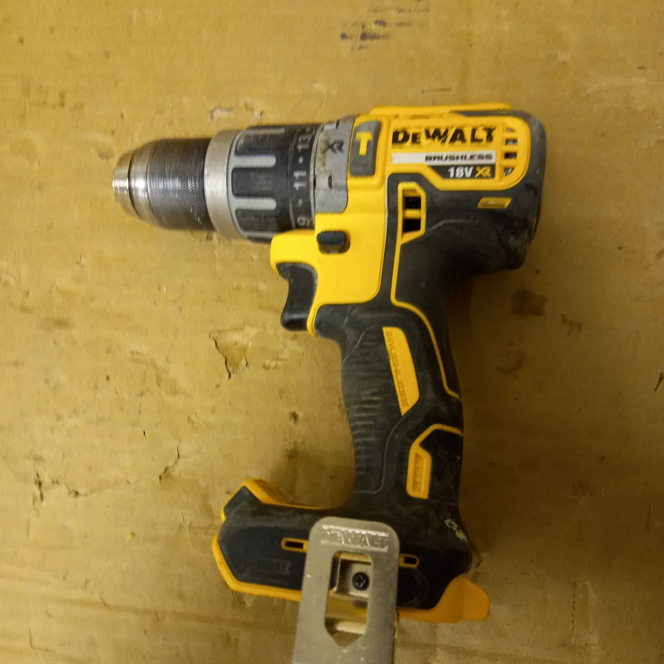 DEWALT DCD796N 18V XR LI-ION BRUSHLESS COMPACT COMBI HAMMER DRILL BARE UNIT