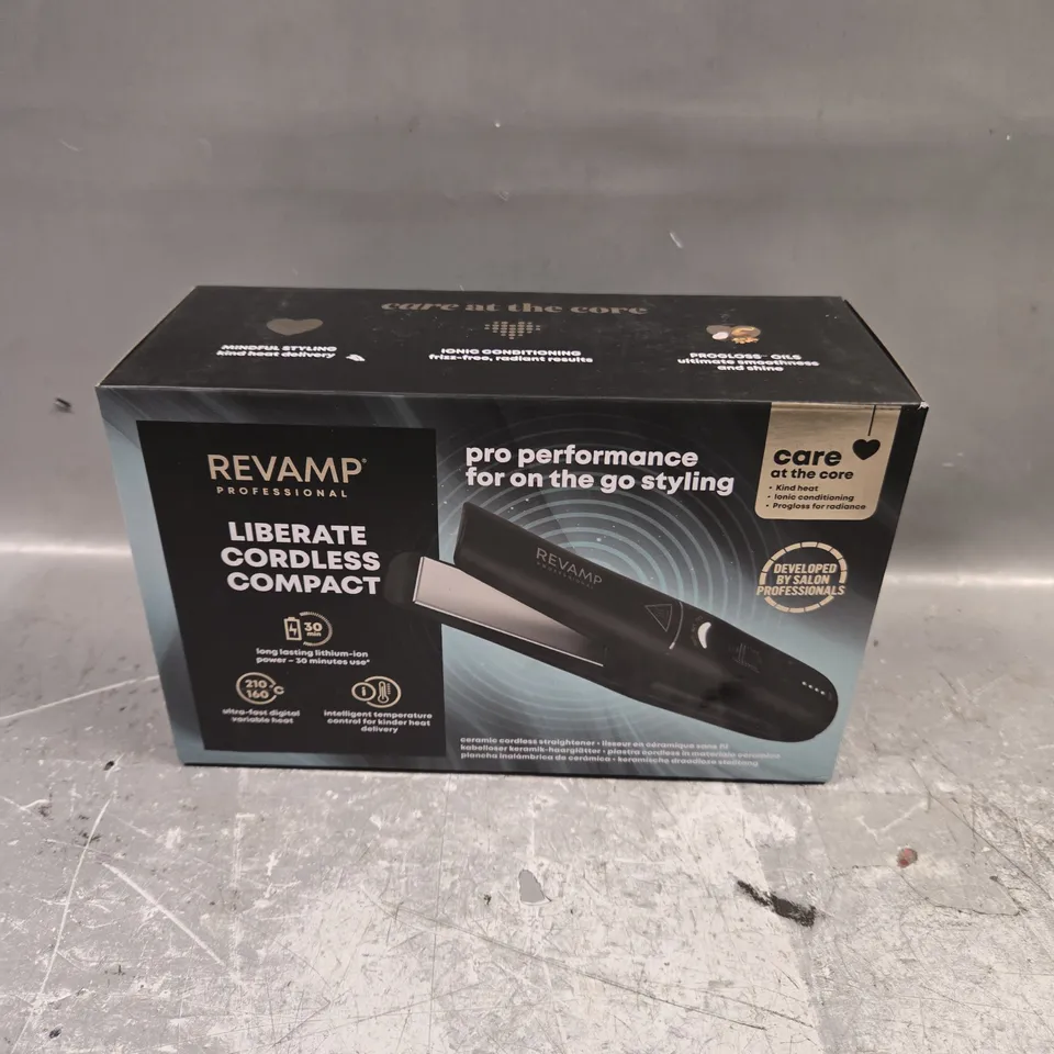BOXED REVAMP LIBERATE CORDLESS CERAMIC COMPACT STRAIGHTENER ST-1700-EU2