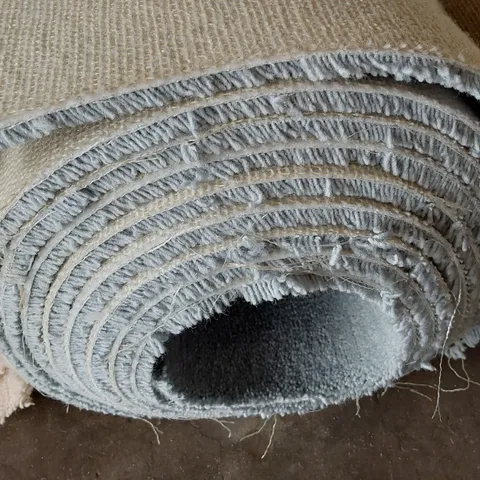 ROLL OF QUALITY DIM PLAINS CARPET APPROXIMATELY 4M × 5.25M
