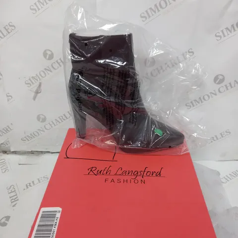 BOXED PAIR OF RUTH LANGSFORD PLATFORM LEATHER ANKLE BOOTS, BURGUNDY - SIZE 6