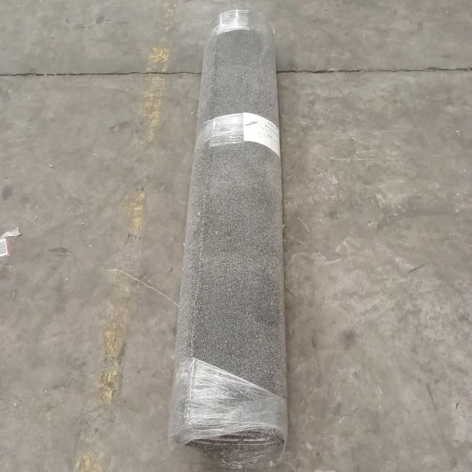 ROLL OF QUALITY HEAVENLY TWIST 19 FOSSIL CARPET // APPROX SIZE; 1.75 x 4m