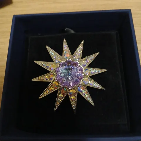 BUTLER & WILSON STAR BURST BROOCH 