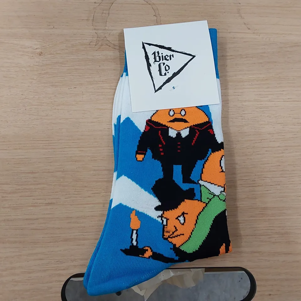 BOX OF BRAND NEW BIER CO SOCKS // APPROXIMATELY 360 PAIRS (1 BOX)