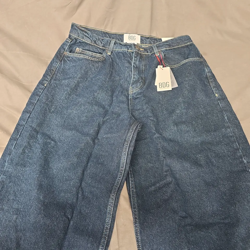 URBAN OUTFITTERS DENIM JEANS IN BLUE - 32/34