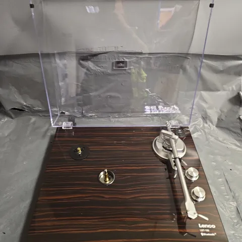 LENCO LBT-188WA TURNTABLE WITH BLUETOOTH TRANSMISSION
