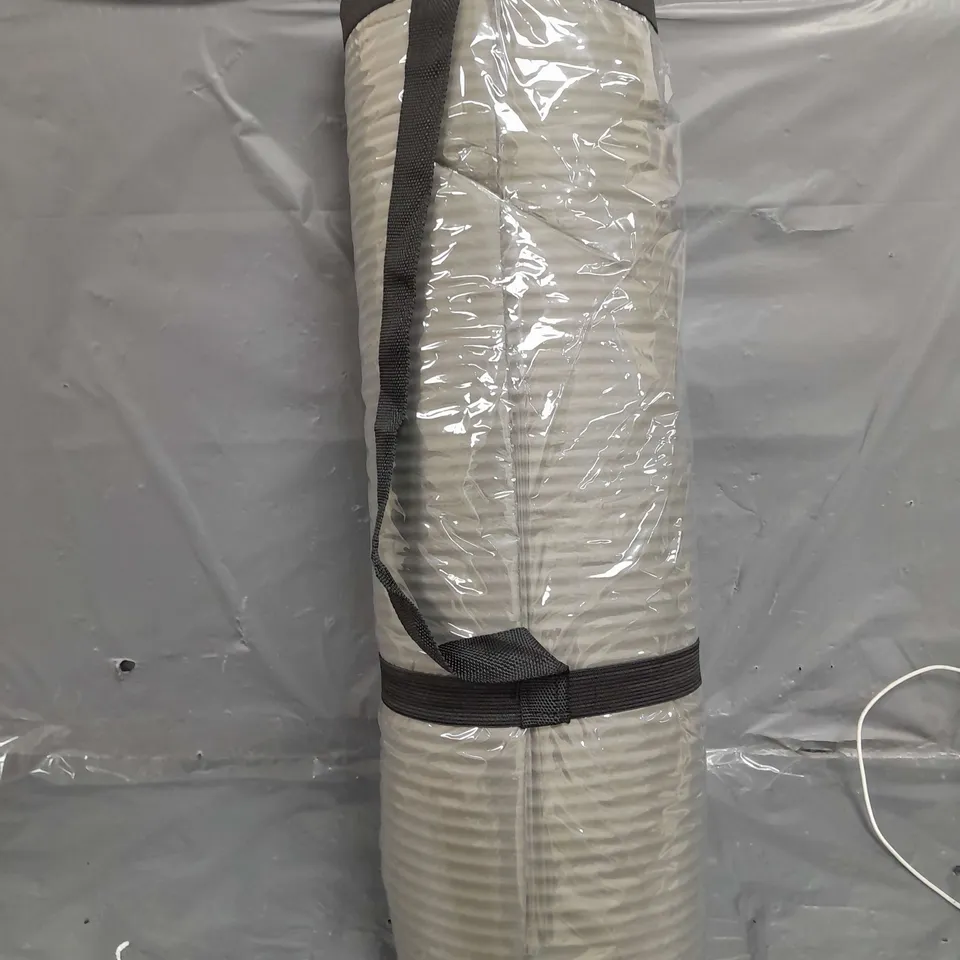 UNBRANDED GREY YOGA MAT 