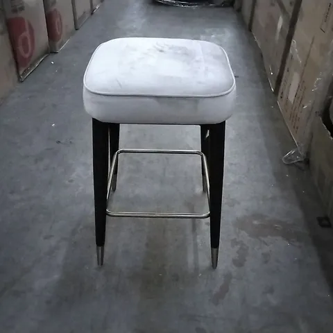 DANETTI CLOVER CHAMPAGNE VELVET BACKLESS BAR STOOL