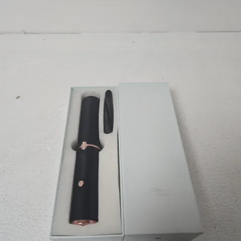 BOXED WIRELESS HAIR STRAIGHTENER COMB